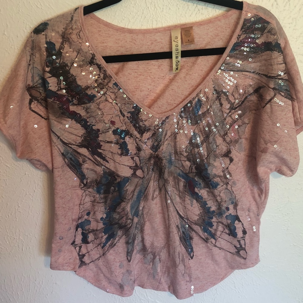 Colorful sequenced short sleeved shirt